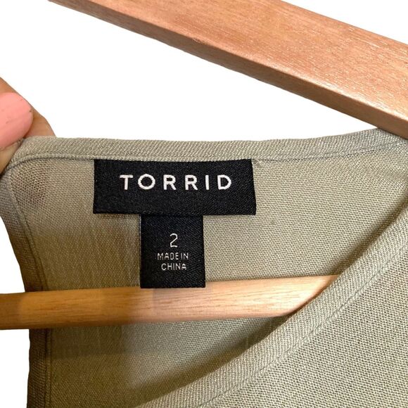 Torrid Blouse Womens Size 2X Plus Green Embroidered Floral Long Sleeve Top - Picture 14 of 14